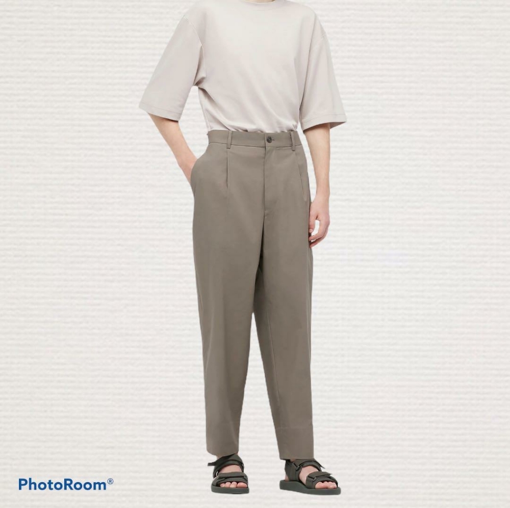 Uniqlo U Relaxed Fit Tapered Pants